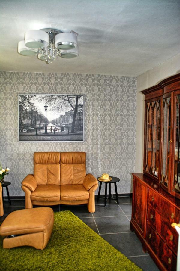 Gaestehaus Ehringhausen 63 Ремшайд Екстериор снимка
